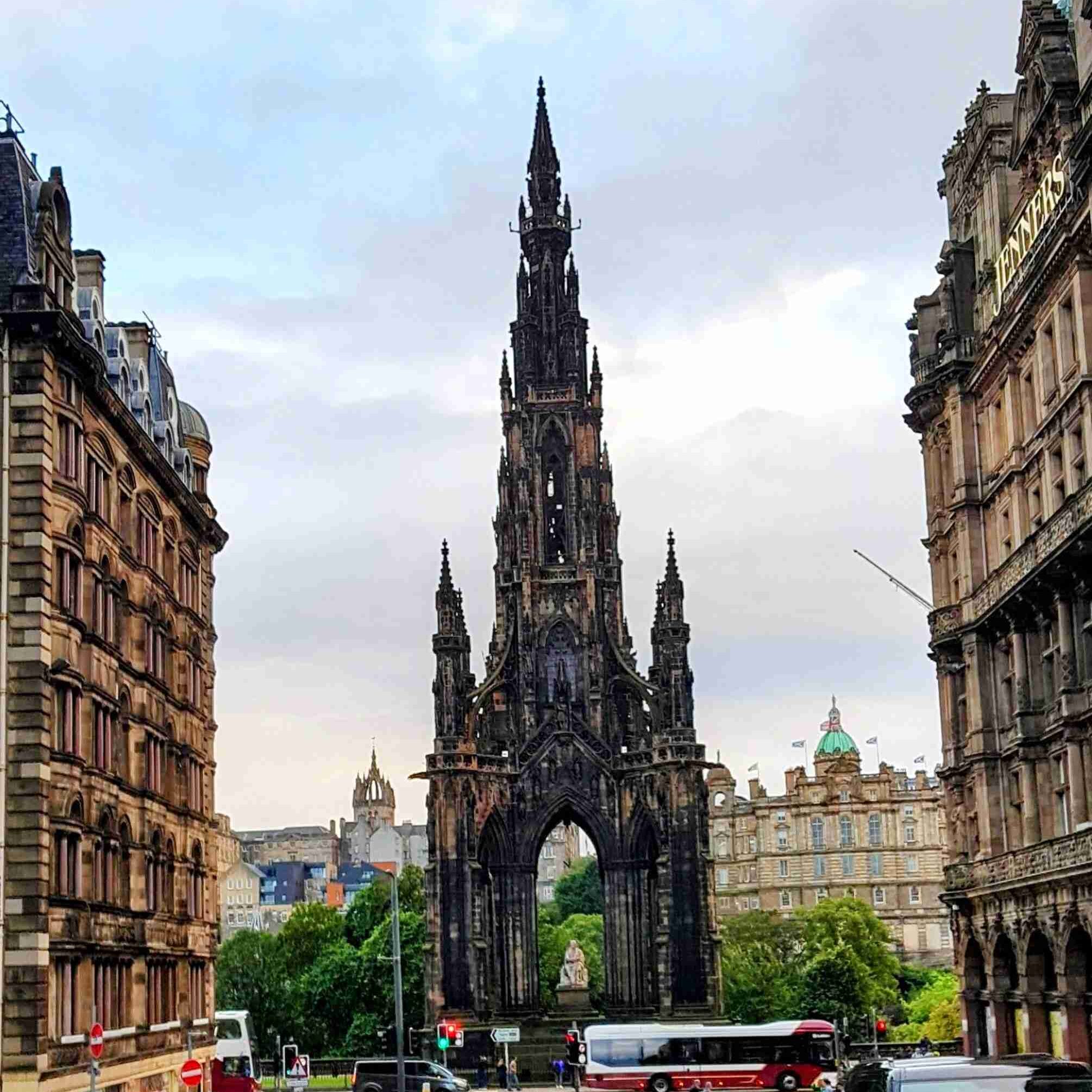 Edimburgo, a capital da Escócia.