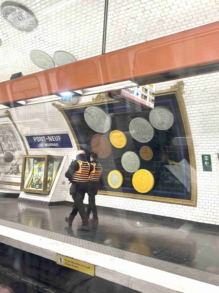 Metro Paris