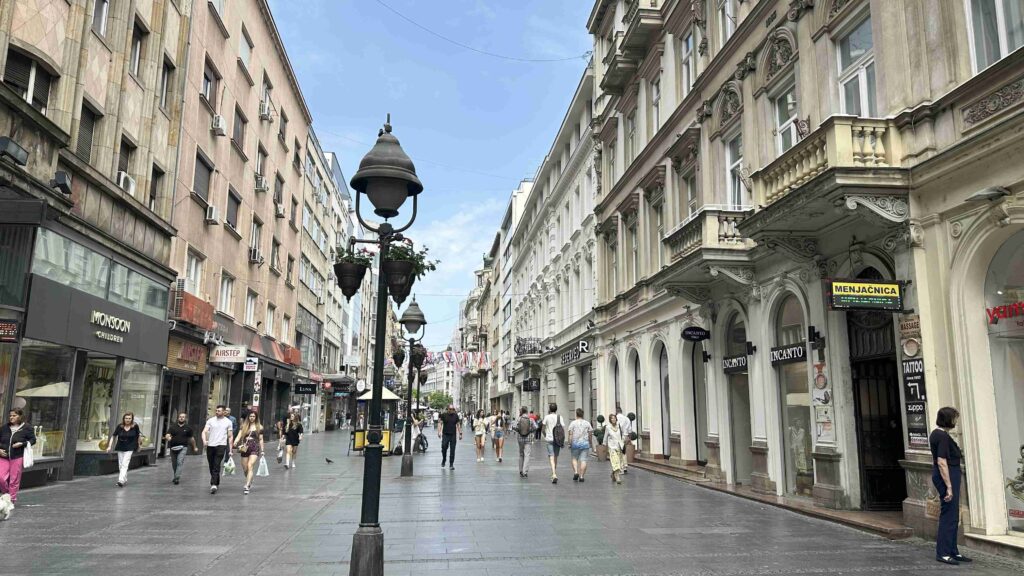 Rua Knez em Belgrado