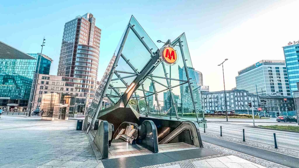Estação de Metrô - Varsóvia