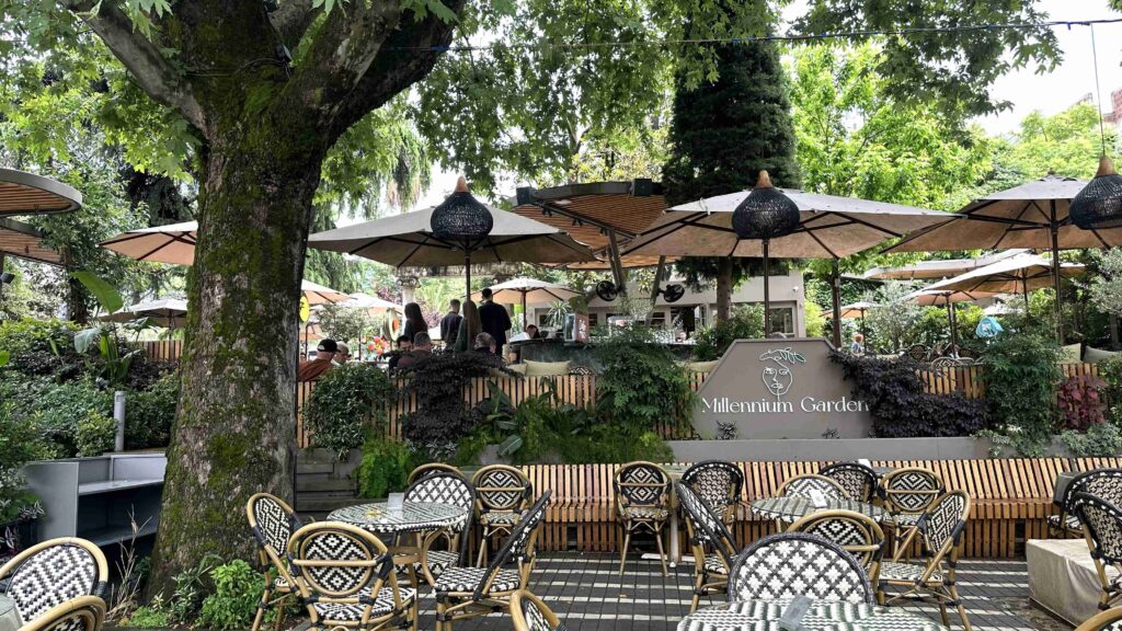 Rruga Murat Toptani, Tirana Albania