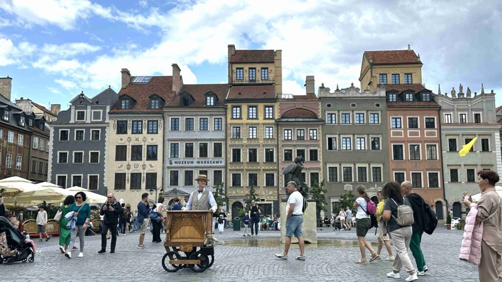 Praça do Mercado ou a Rynek Starego Miasta, Varsóvia